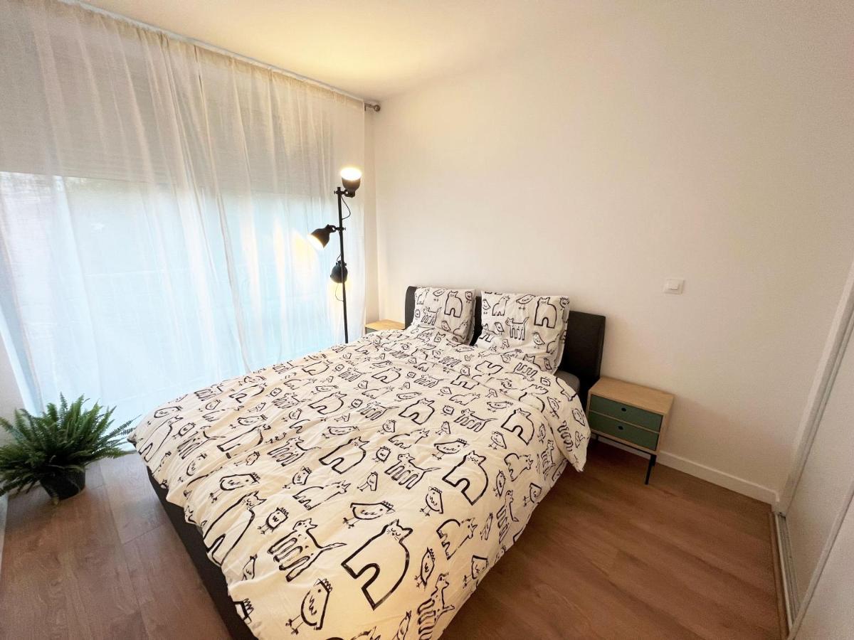 Cosy 1 Bedroom Appt Proche De Tout Metro A Pied Булонь-Бийанкур Экстерьер фото